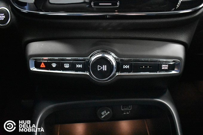 VOLVO XC40 T5 Recharge Plug-in Hybrid Inscription Expression